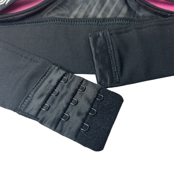 Victoria’s Secret Pink racerback strap bra size Small ultimate push-up leaves - Picture 7 of 12